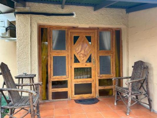 Bella Rosa - Facade or entrance