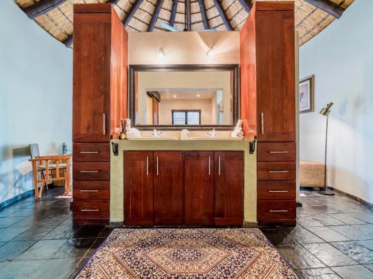 Ivory Wilderness River Rock Lodge - 264562