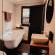 Rockwood Farm Cottage Twin bedroom bathroom