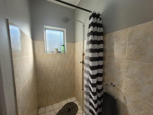 Room image 38