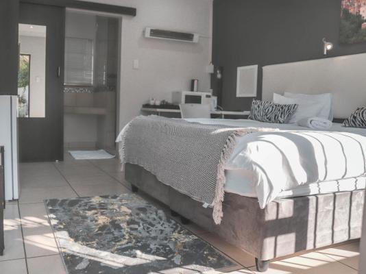 3 Liebeloft Guest House - 264795