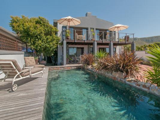 Whale Away Guest House - 264940