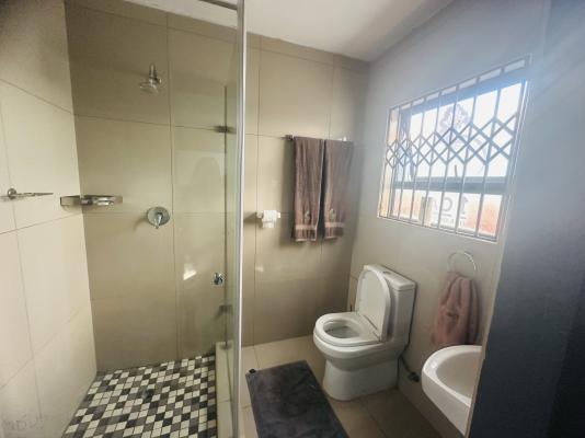 1 Oak Lodge - 265049