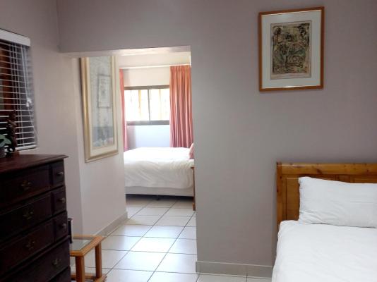 Room image 2