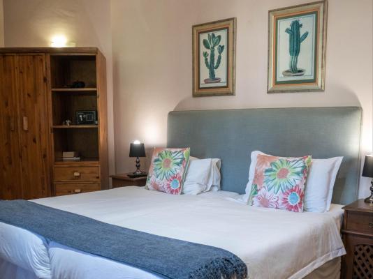 Winelands Villa Guesthouse and Cottages - 265090