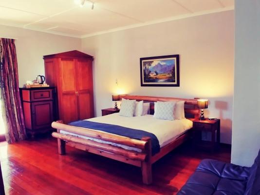 Winelands Villa Guesthouse and Cottages - 265096