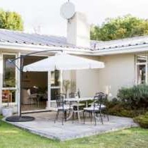 Cherry Berry Lodge - Property / Building