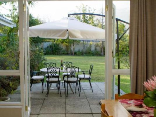 Cherry Berry Lodge - Patio