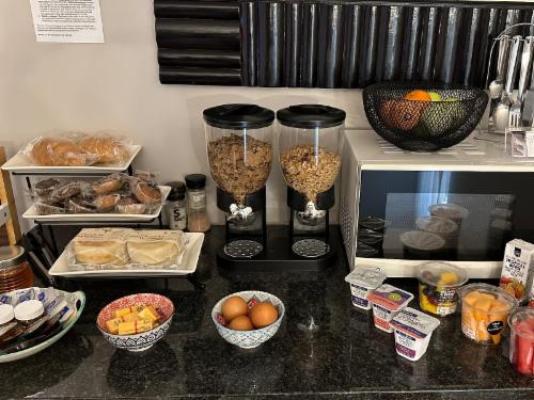 Cozy in Jozi Accommodation - Breakfast area