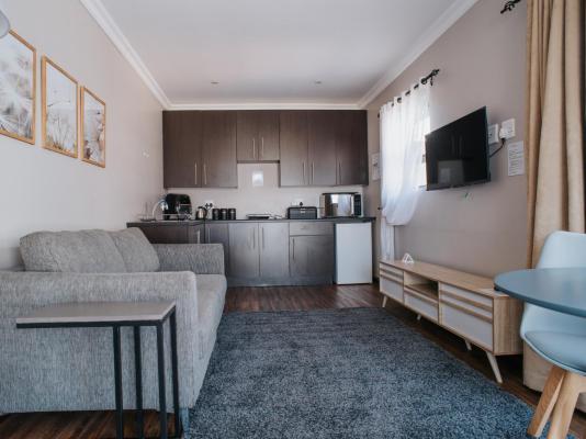Cozy in Jozi Accommodation - 265222
