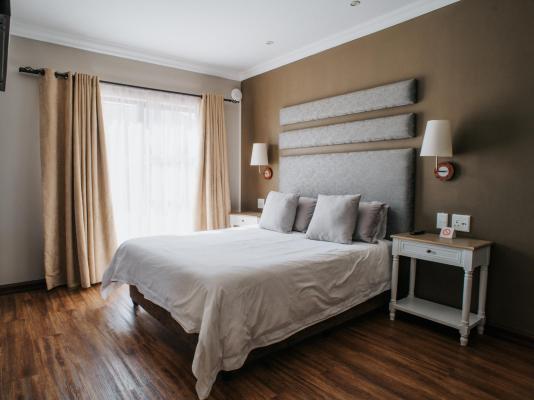 Cozy in Jozi Accommodation - 265234