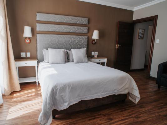 Cozy in Jozi Accommodation - 265235