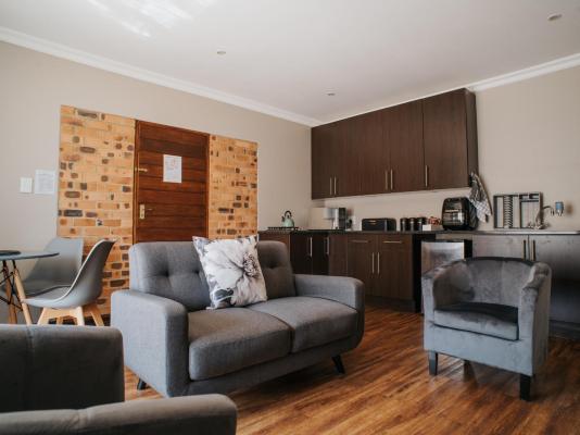 Cozy in Jozi Accommodation - 265245