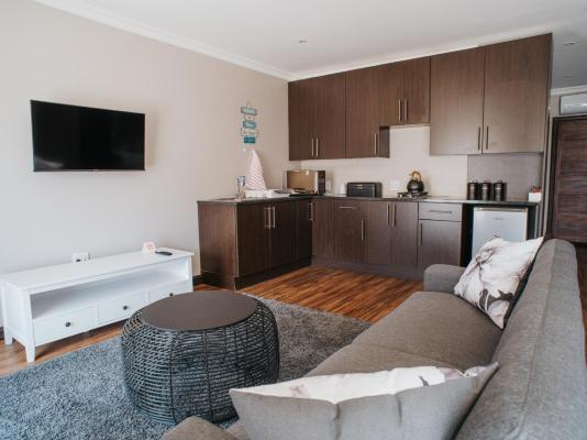 Cozy in Jozi Accommodation - 265258