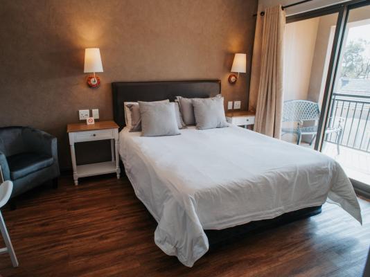 Cozy in Jozi Accommodation - 265282
