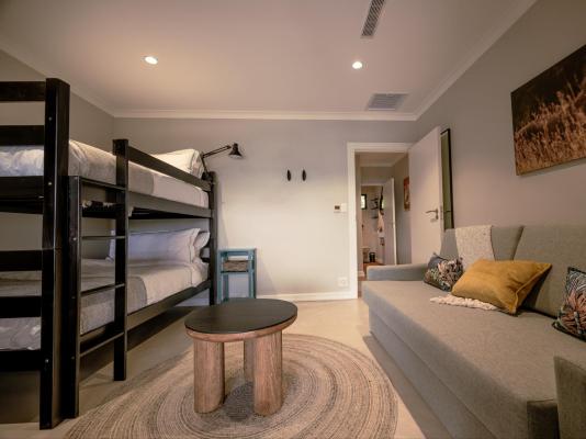 Room image 2