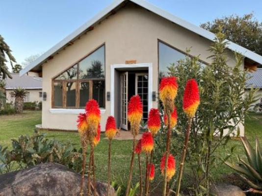 Inkosana Berg Lodge - Property / Building