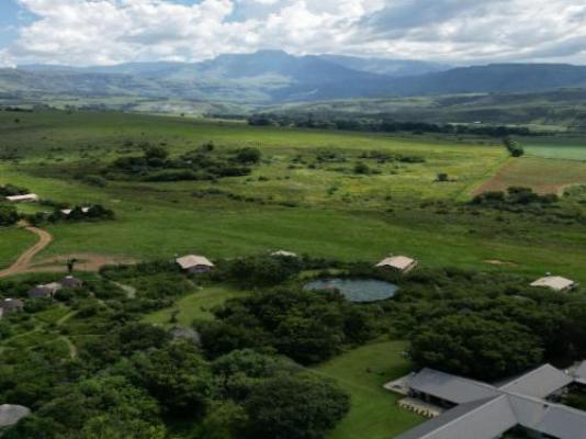 Inkosana Berg Lodge - Mountain view