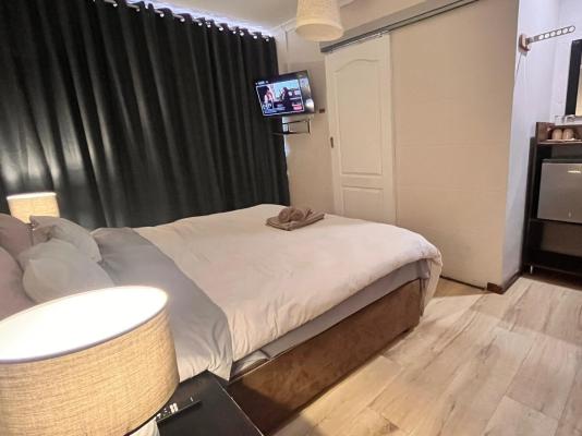 Room image 5