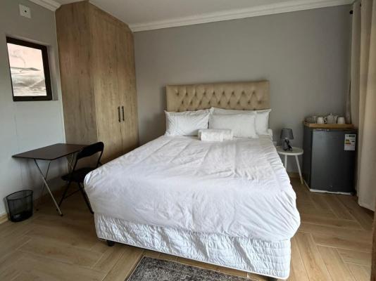 Room image 7