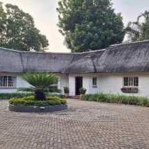 Seringa Lodge & Safaris - Facade or entrance