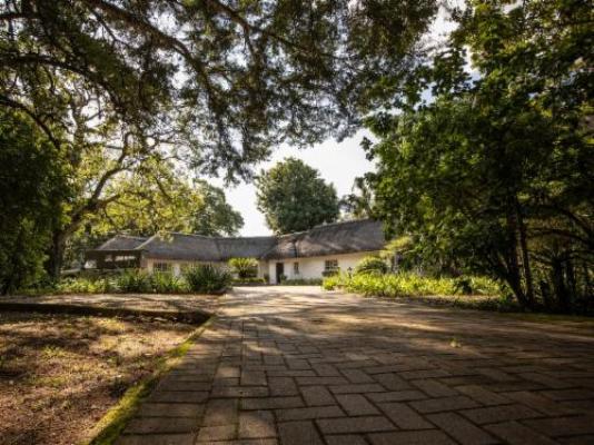 Seringa Lodge & Safaris - Facade or entrance