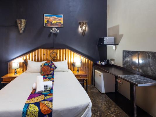 Room image 6