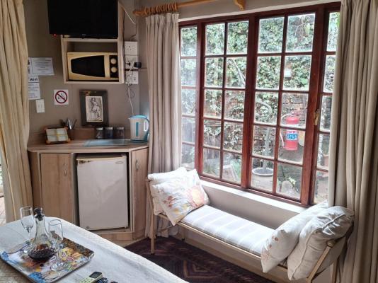 Room image 3