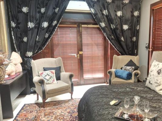 Room image 7