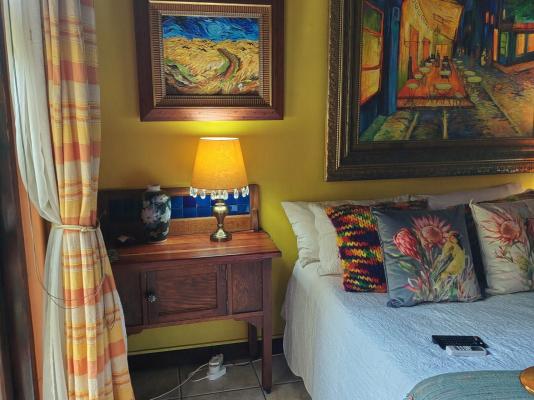 Room image 5