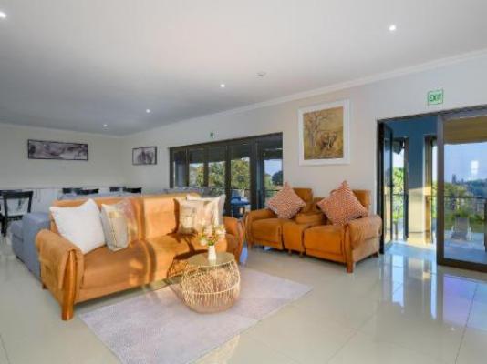 Montrose BnB - Communal lounge/ TV room