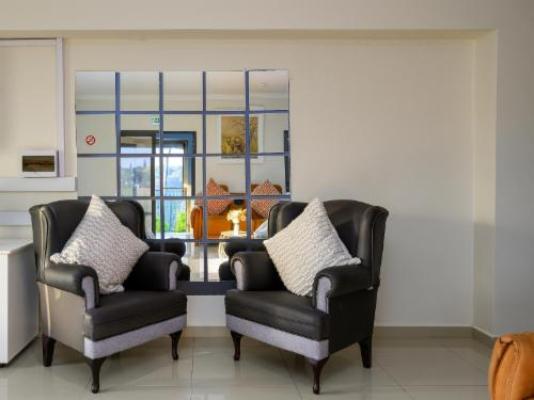 Montrose BnB - Communal lounge/ TV room