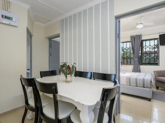Room image 2