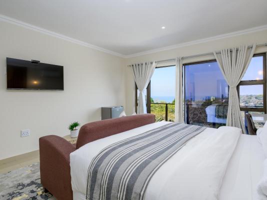 Room image 6