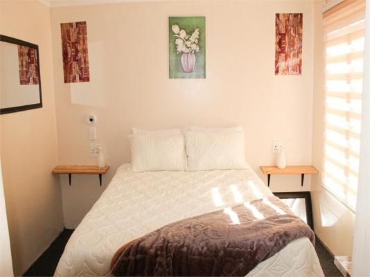 Room image 5