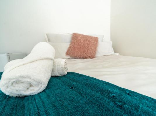 Room image 2