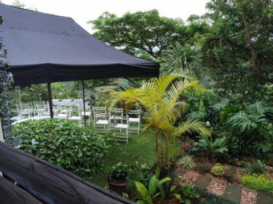 Serenity Place B&B, Conference & Wedding Venue - Garden