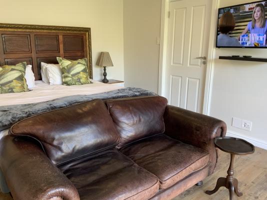 Room image 5