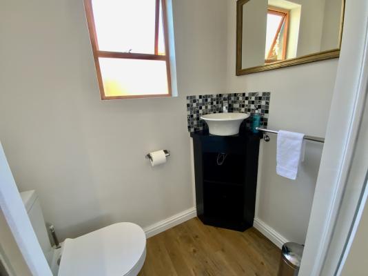 Room image 16
