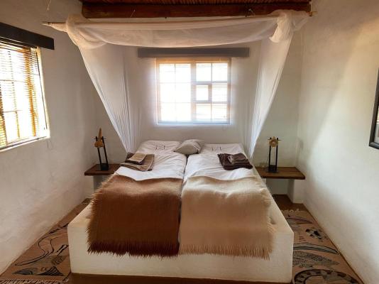 Room image 7