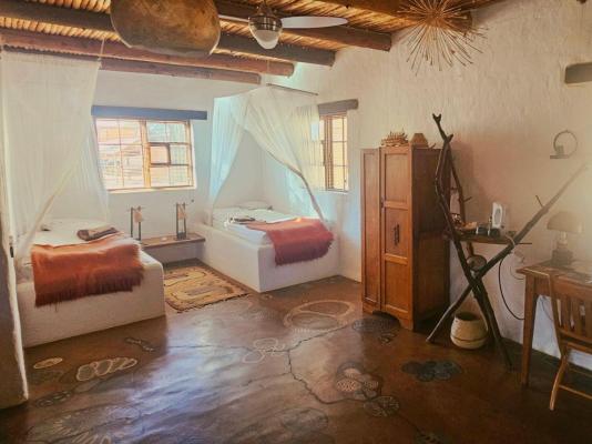 Room image 7