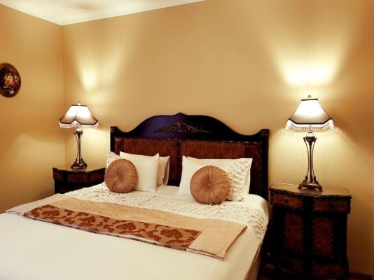 Room image 5