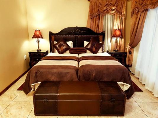 Room image 3
