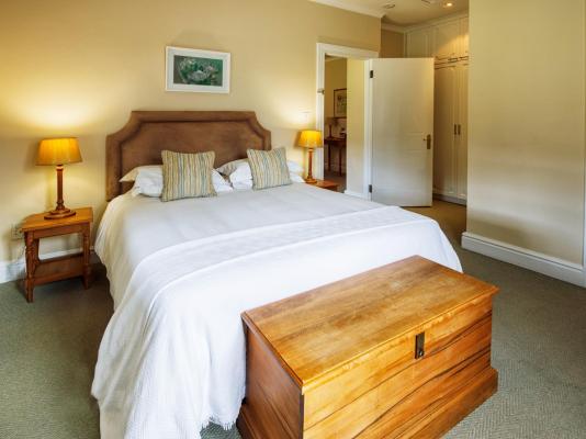 Room image 5