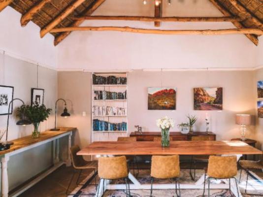 Onse Rus Guest House - Dining area