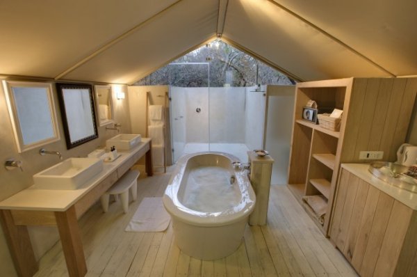Luxury Tent Bathroom