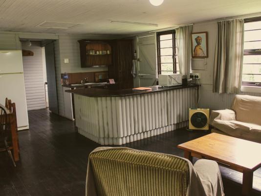 Room image 9