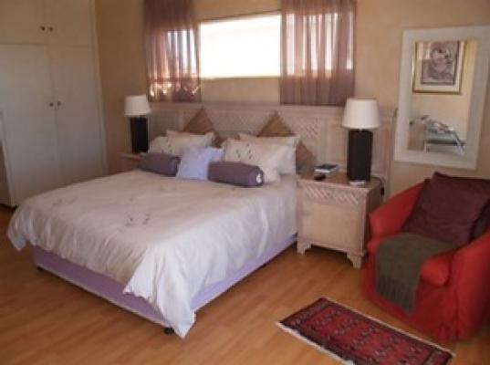 Room image 1