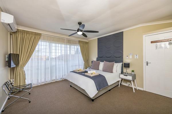 Room image 1