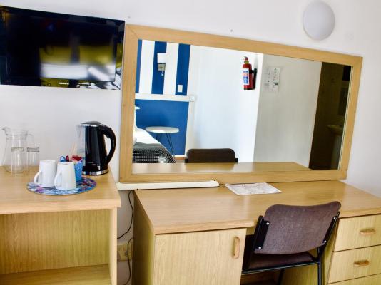 Room image 7
